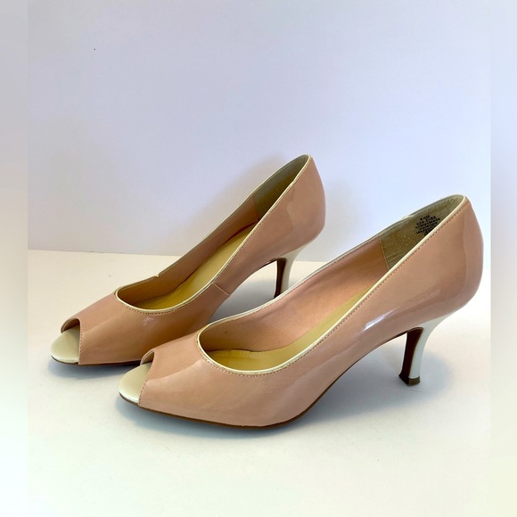 East 5th Women’s Peep Toe Pumps, Size 9 1/2 M, Champagne Pink, 3” heels. - Picture 2 of 8